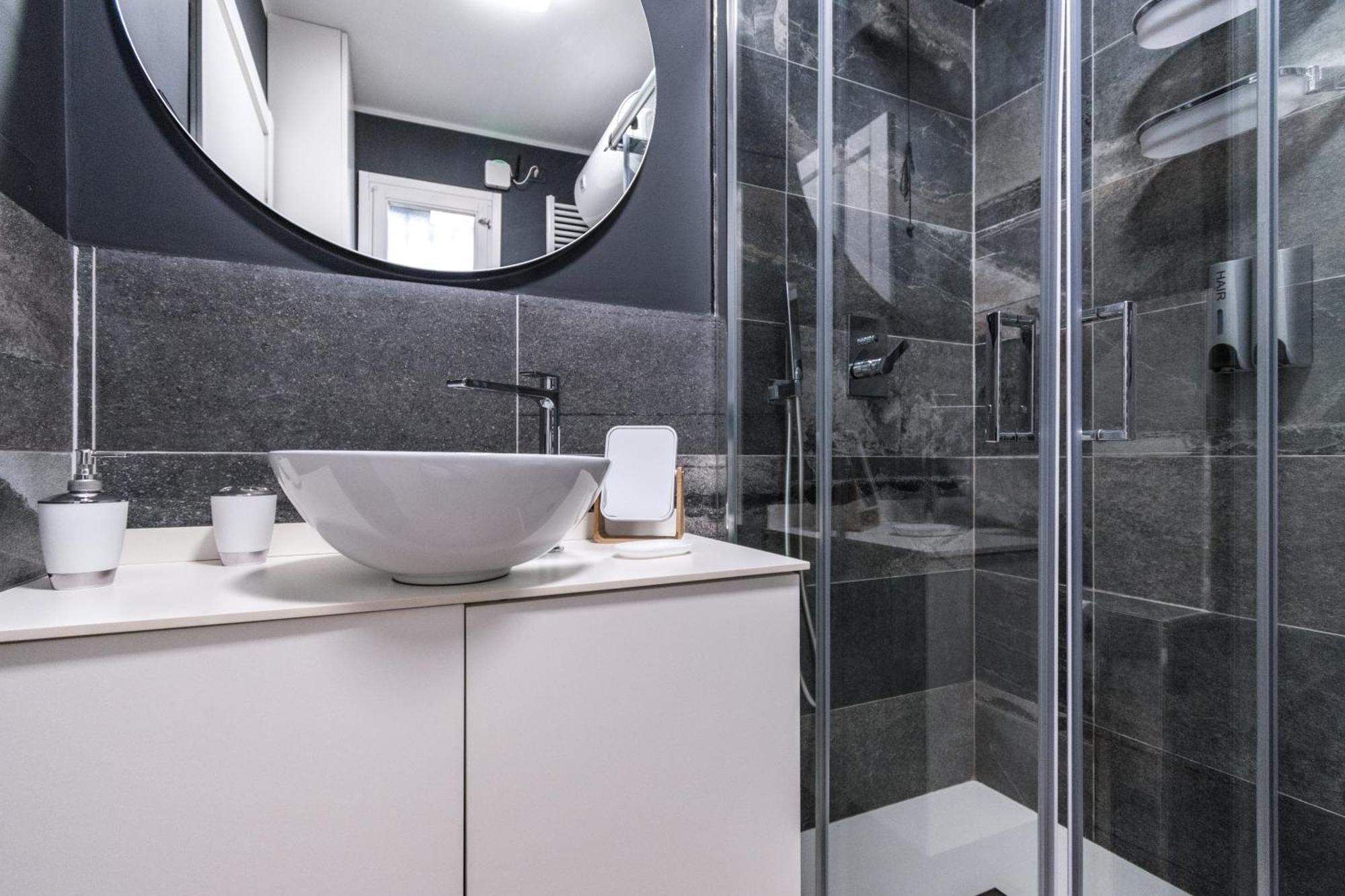 Elegante Appartamento Con Piscina - Wi-Fi & Box Privato 圣雷默 外观 照片